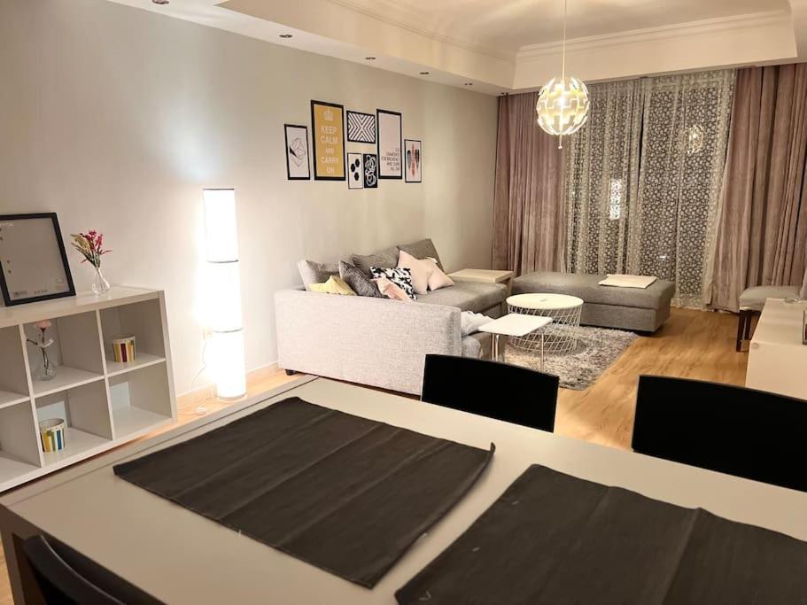 Ronza Elegant Apartment Amán Exterior foto